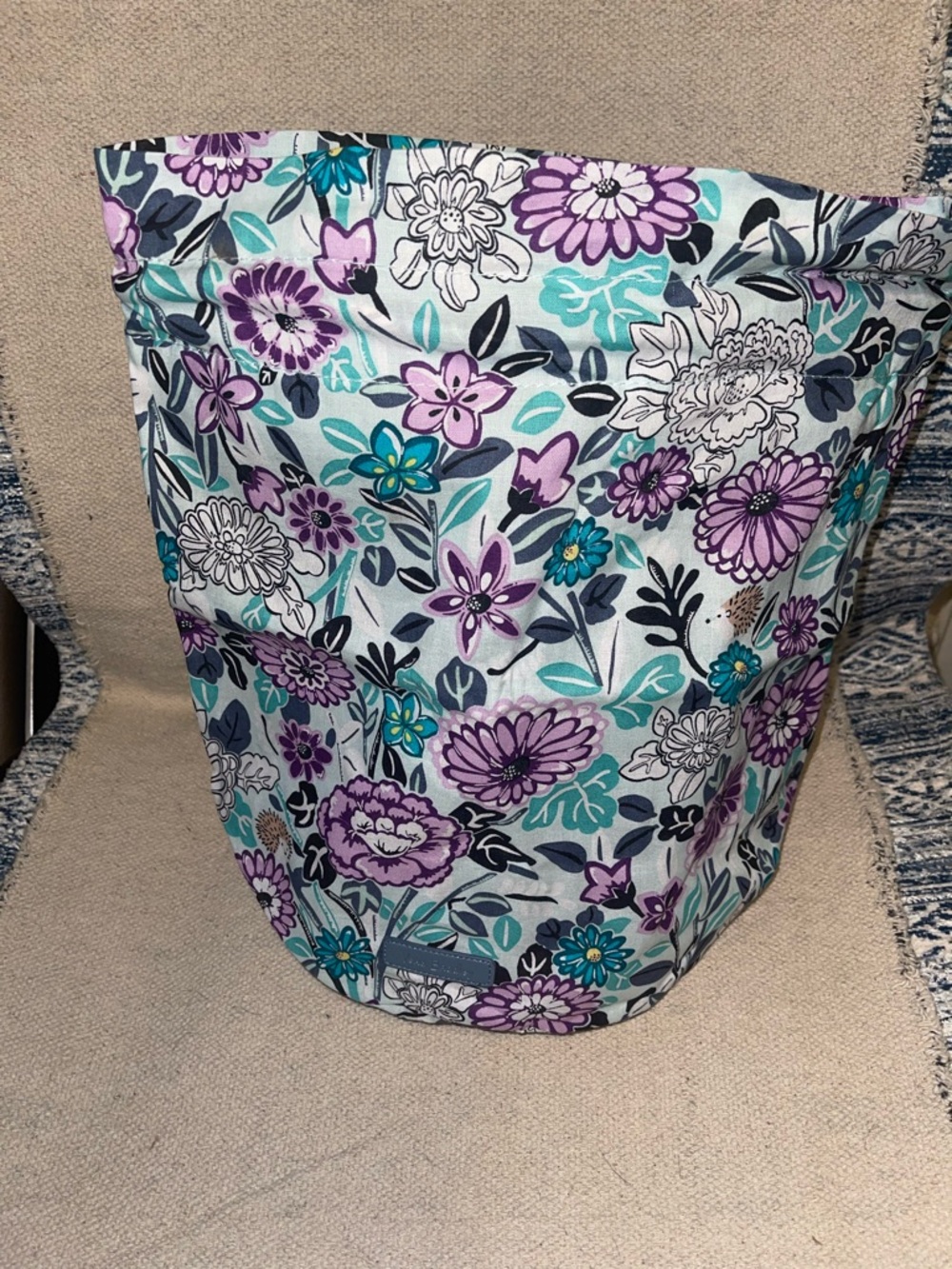 Vera Bradley Penelope’s Garden Ditty Bag - New with Tags - Picture 3 of 4
